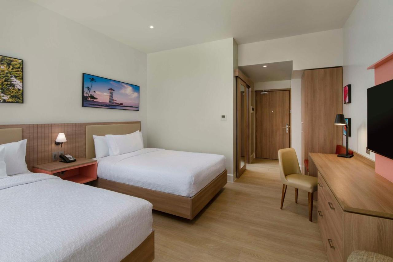 Hilton Garden Inn La Romana Exterior photo